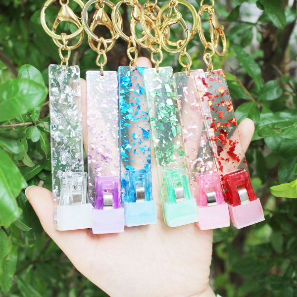 Wholesale Wood Alloy Acrylic Card Takers Keychain For Sale