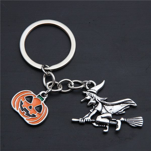 Wholesale Zinc Alloy Halloween Keychain Pumpkin Wizard Broom Teeth Pendant Fashion