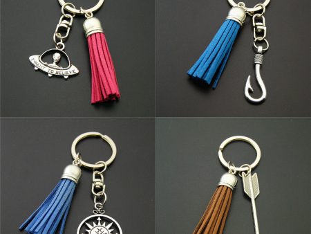 Wholesale Zinc Alloy Color Tassel Ancient Silver Alien Fish Hook Keychain For Cheap