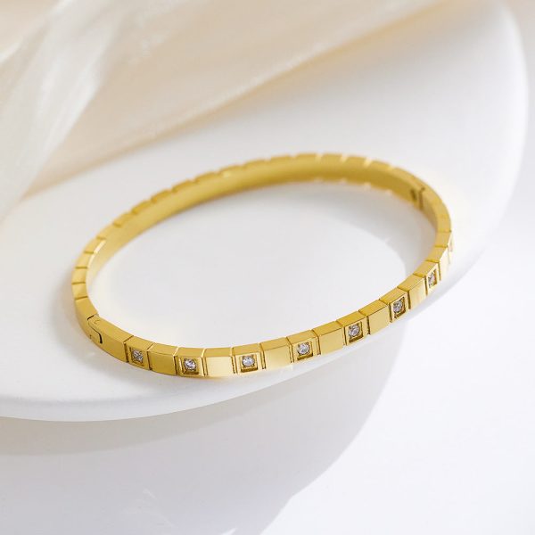 Wholesale Zircon Gold Titanium Steel Diamond Bracelet Hot on Sale