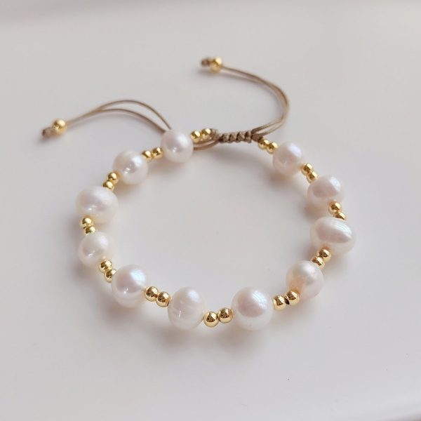 Wholesale Vintage Soft Clay Pearls Bracelet Online