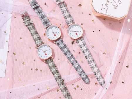 Wholesale Strawberry Pattern Versatile Quartz Watch Discount