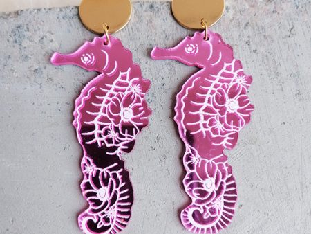 Wholesale 2pairs pack Acrylic Summer Mirror Ocean Seahorse Earrings Hot on Sale