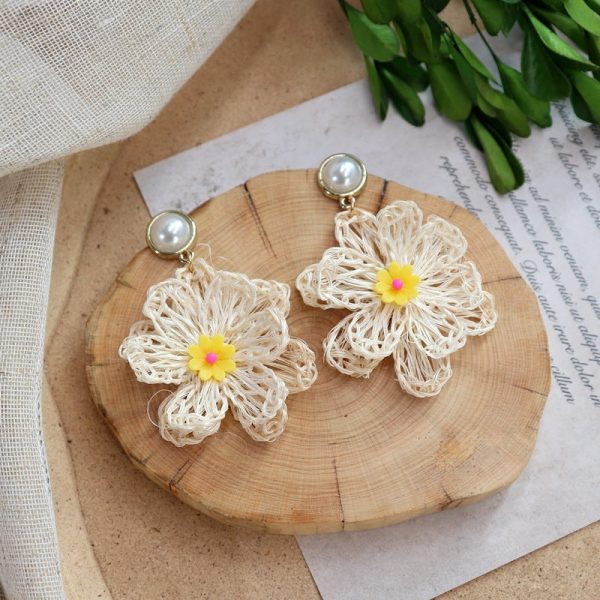 Wholesale Straw Rattan Woven Alloy Earrings For Discount