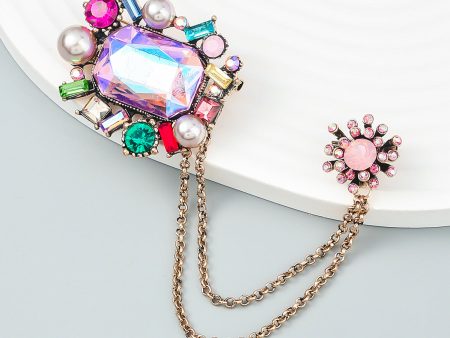 Wholesale Floral Chain Alloy Brooch For Discount