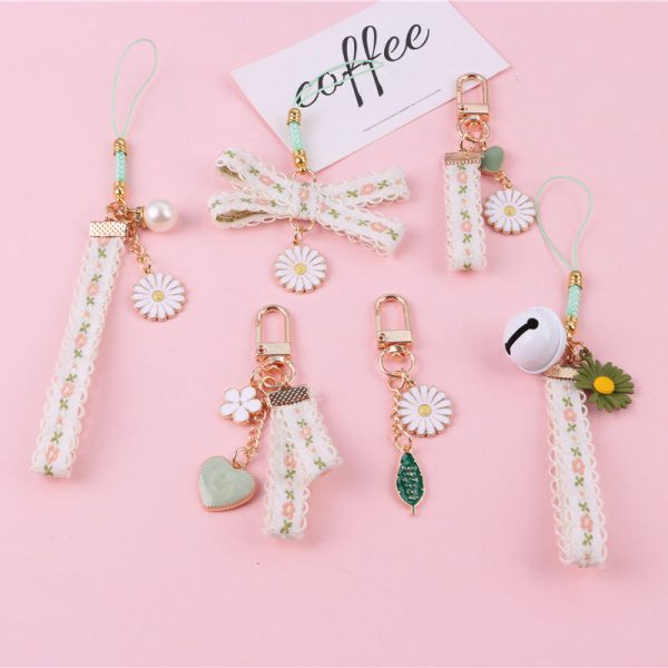 Wholesale Zinc Alloy Daisy Lace Keychain Fashion