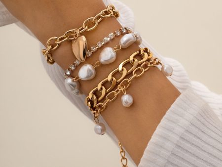 Wholesale Baroque Shaped Pearl Heart Chain Bracelet Set Supply