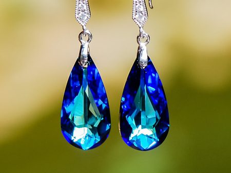 Wholesale Water Drop Synthetic Crystal Super Shiny Earrings Supply